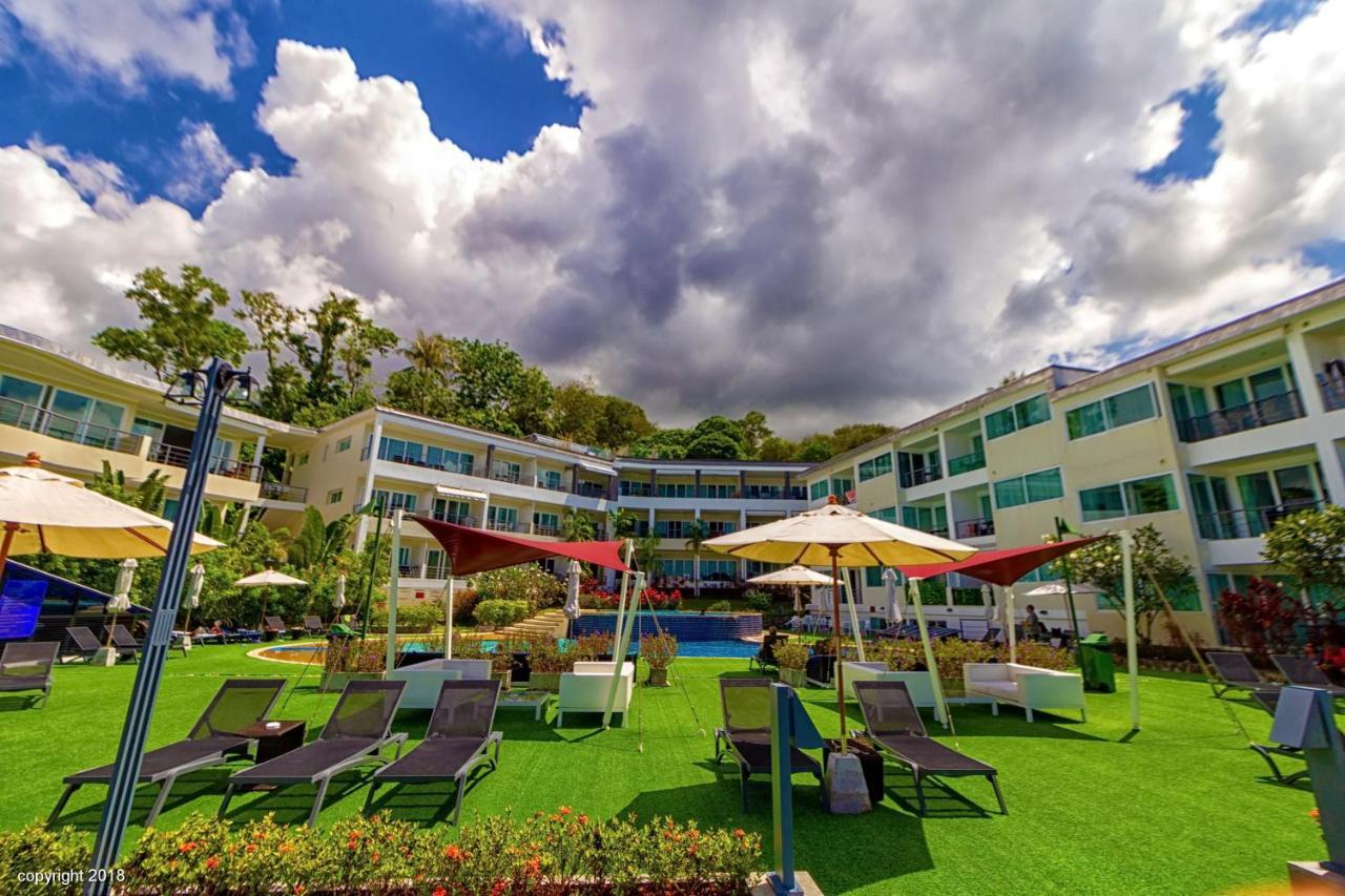 Karon Butterfly Kata Hill Condo By The Sea Ban Karon Exteriör bild